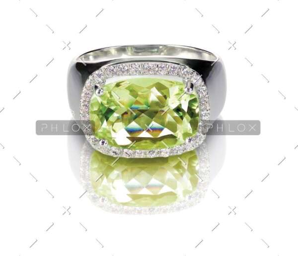 light green rings